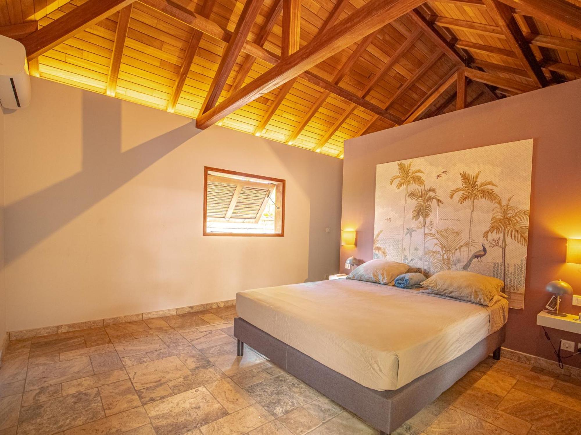 La Kaz Veloutier - Villa 4 Chambres Avec Piscine ลาซาลีน เลอแบ็ง ภายนอก รูปภาพ