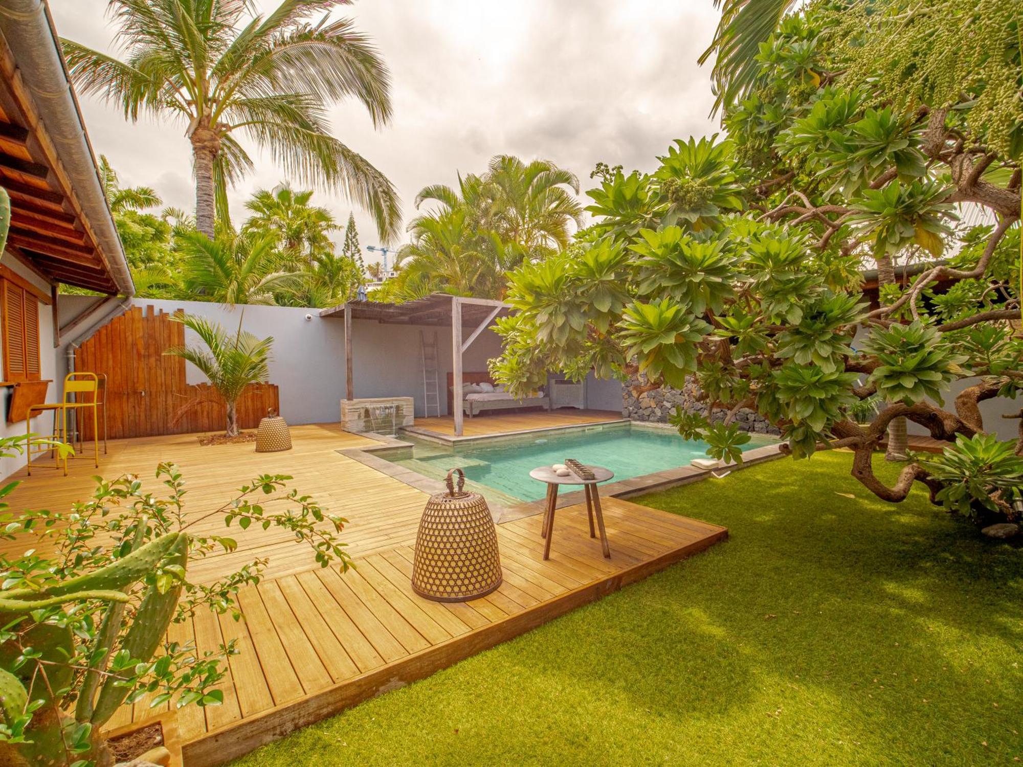 La Kaz Veloutier - Villa 4 Chambres Avec Piscine ลาซาลีน เลอแบ็ง ภายนอก รูปภาพ